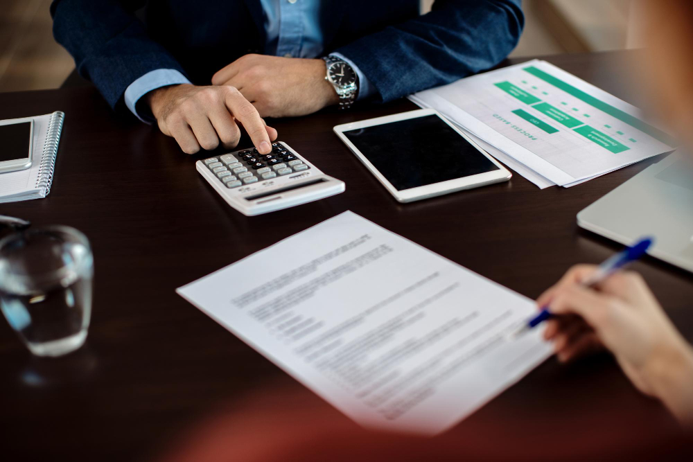 Quando a correção de dívida gera cobrança excessiva nos seus contratos bancários